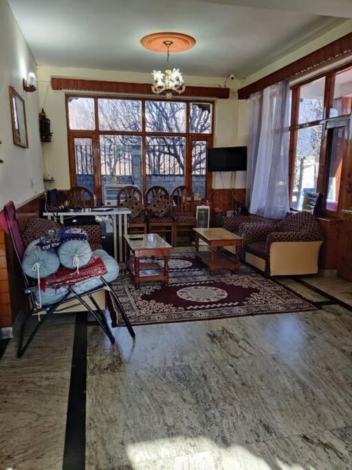 Aroma Taru Villa / Cottage ,Manali Экстерьер фото